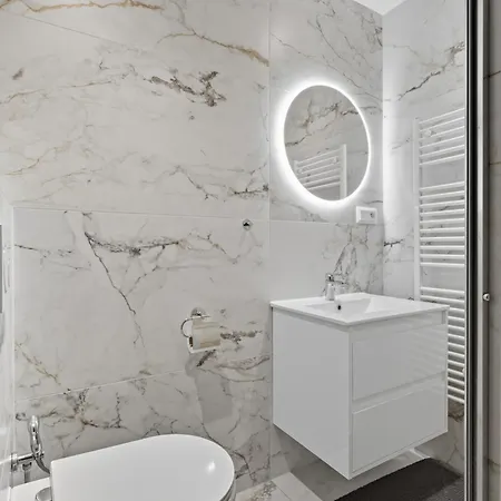 Apartman Moderny Prezidentsky Vedla Palaca S Vyhladom